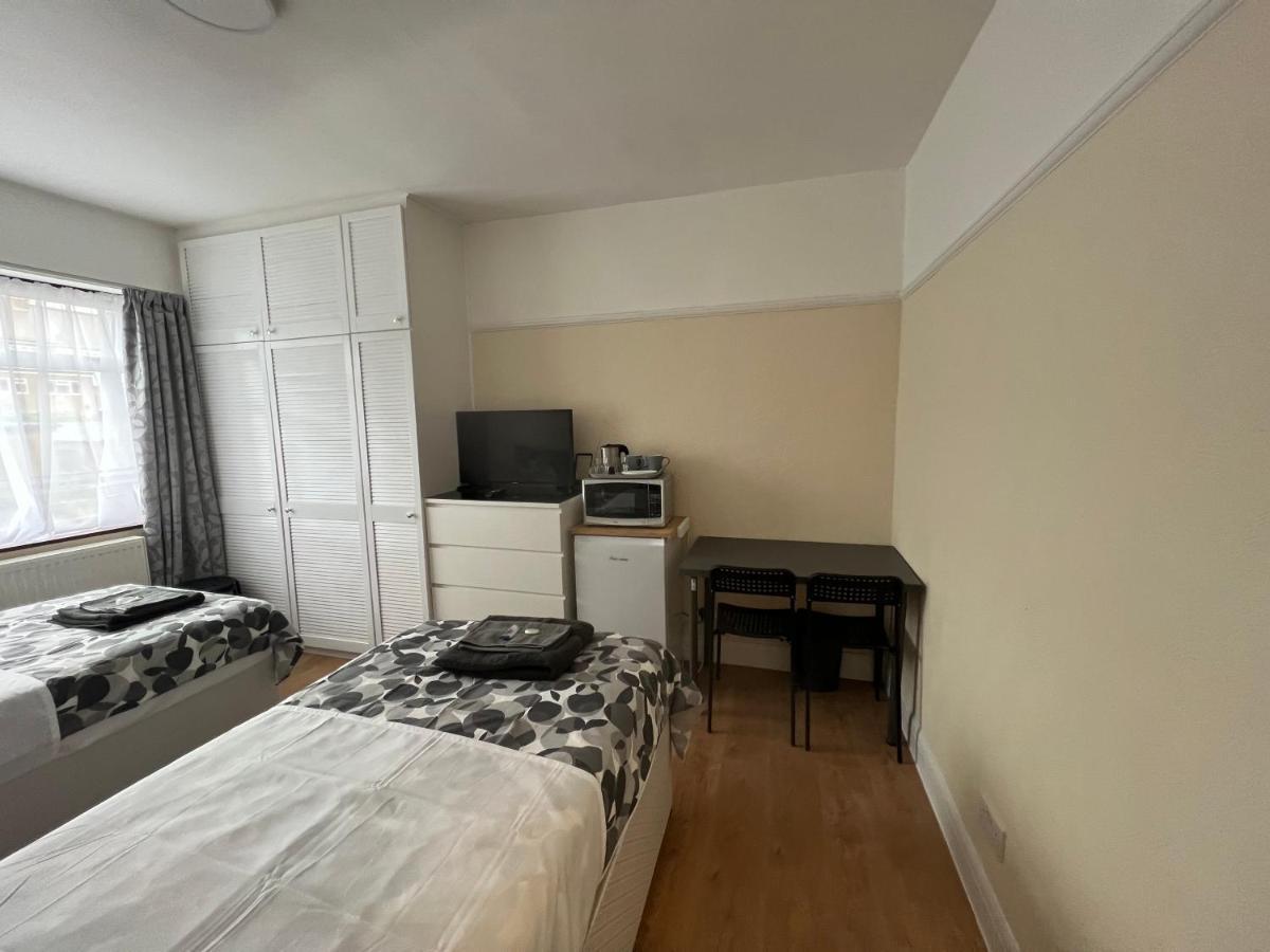 North West Lodge Guest House Λονδίνο Εξωτερικό φωτογραφία